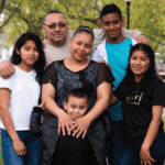 Apoyo para familias migrantes con niños pequeños
