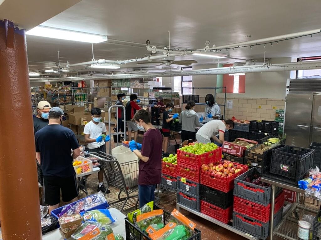 ayudas economicas para jovenes migrantes