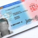 Cómo tramitar permisos de residencia desde el extranjero