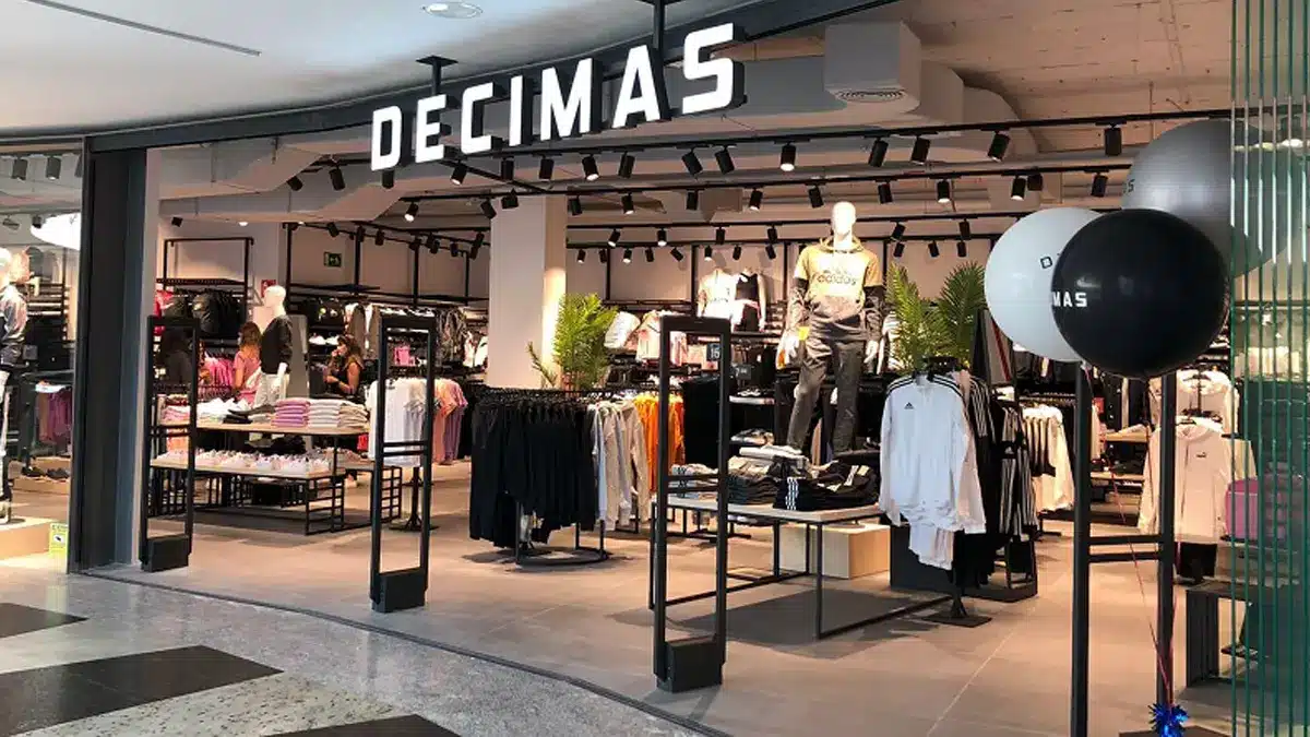 Décimas ofrece empleo