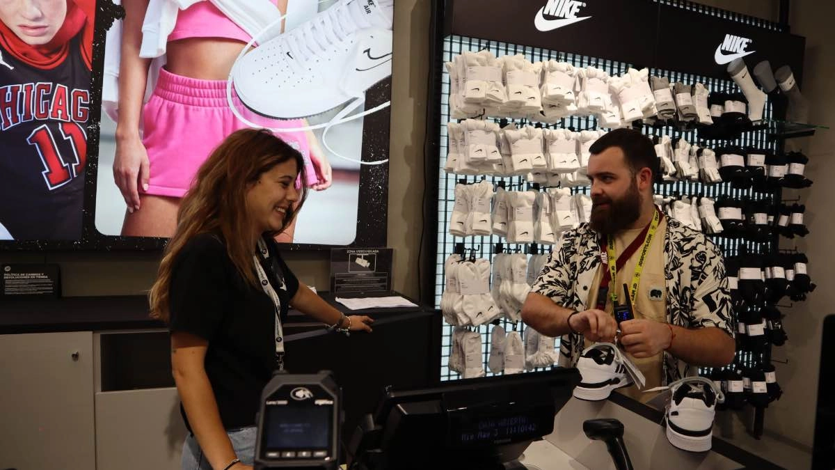 JD Sports ofrece empleo