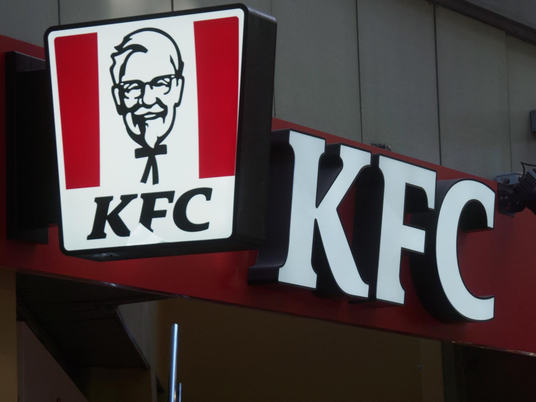 KFC busca personal en España